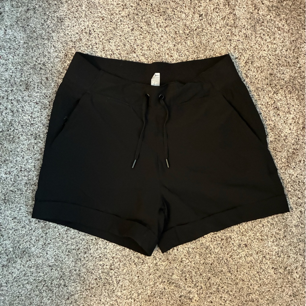 90 Degree By Reflex Black Athletic Shorts